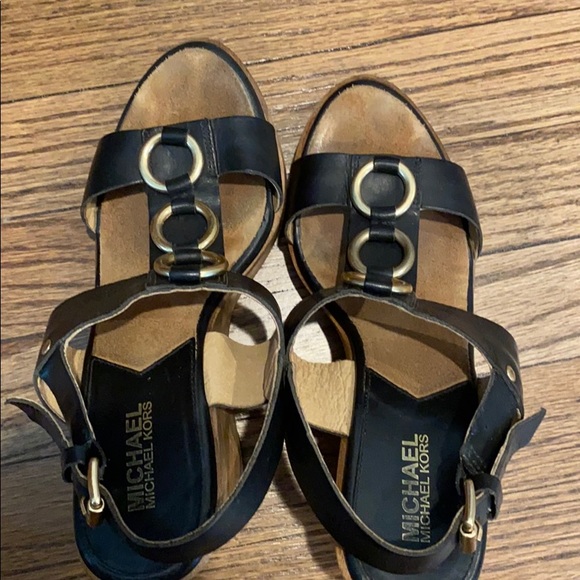 Michael Kors Wedges Size 7 - Picture 2 of 4